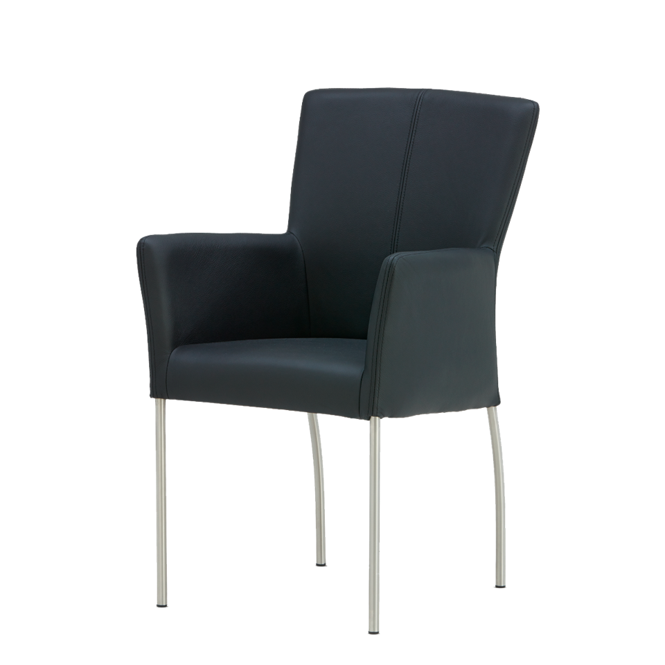 Click spisebordsstol med armlæn fra Just Design monteret med Tauros okselæder i enten brun eller sort læder. Ben i metal.