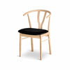 Aura spisebordsstol fra Svane Design i ubehandlet eg med sort lædersæde