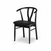 Aura spisebordsstol fra Svane Design i sortlakeret bøgetræ med sort lædersæde