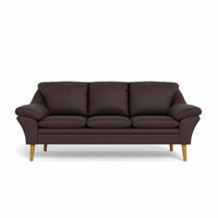 Fly 3-personers sofa fra BD monteret med brun 6000 okselæder. Ben i naturolieret eg.