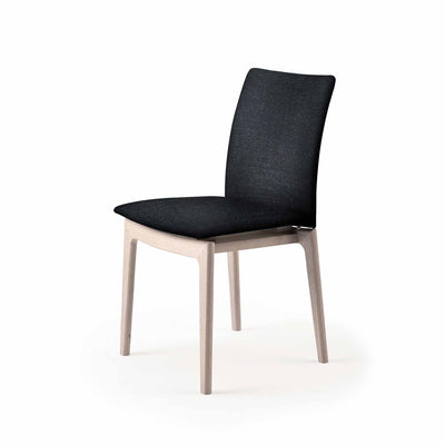 SM 63 spisebordsstol fra Skovby i eg med gråt møbelstof