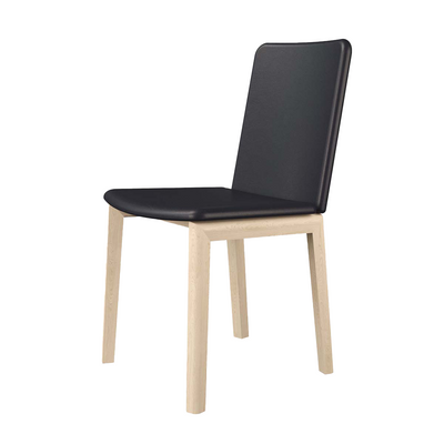 SM 47 spisebordsstol i eg med sort lædersæde og ryg