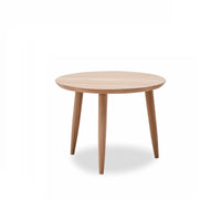 Sarah hjørnebord fra Vannerup i massiv hvidolieret egetræ