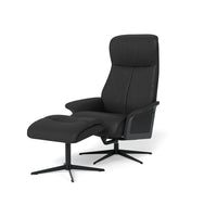 Scandi lænestol inkl. fodskammel fra IMG monteret med sort Trend læder og sort metalsokkel.