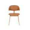 Maior spisebordsstol fra PBJ Designhouse i eg hvidolie med cognacfarvet læder