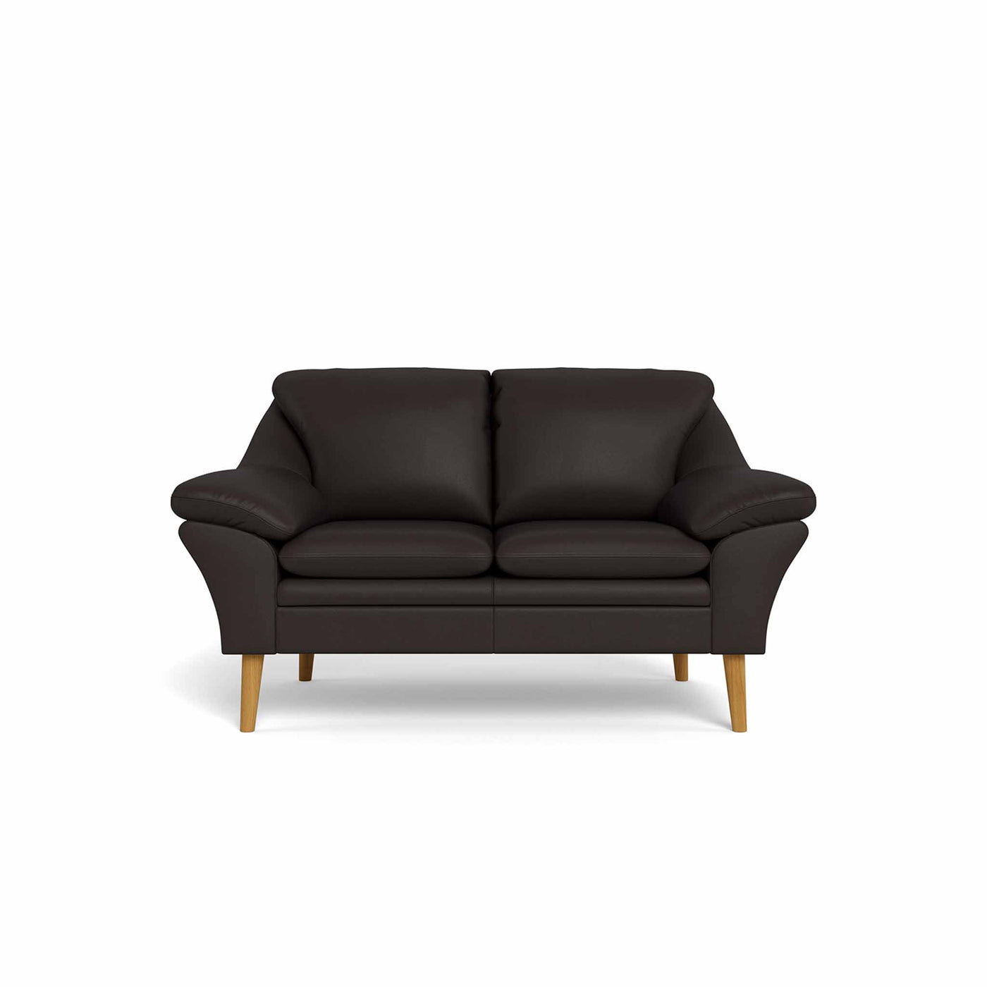 Fly 2-personers sofa fra BD monteret med brun 8000 okselæder. Ben i naturolieret eg.