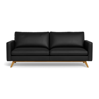 Clint 3-personers sofa fra BD monteret med sort 8000 semianilin læder og stel i naturolieret eg.