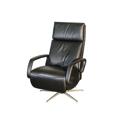 Drejø lænestol med recliner fra Hjort Knudsen. Elektrisk indbygget skammel. Monteret med semianilin læder og står på elegant sokkel.