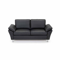Skyline 3-personers sofa fra Hjort Knudsen monteret med sort soleda læder og runde stålben