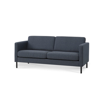 Nebraska 2,5-pers sofa fra Lexpo monteret med slidstærkt blåt Golf møbelstof og sorte metalben